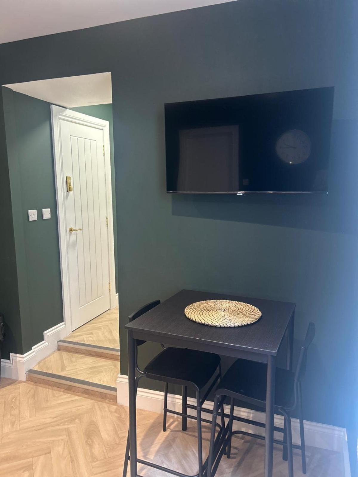 The Residence At Bt9 Apartment Belfast